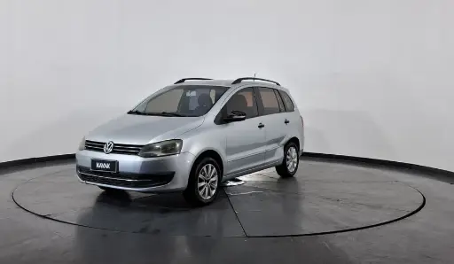 VOLKSWAGEN SURAN  CROSS 1.6 HIGHLINE L/15